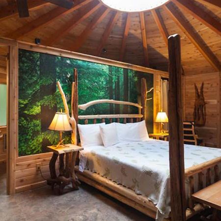 Stormking Hotel 阿什福德 外观 照片