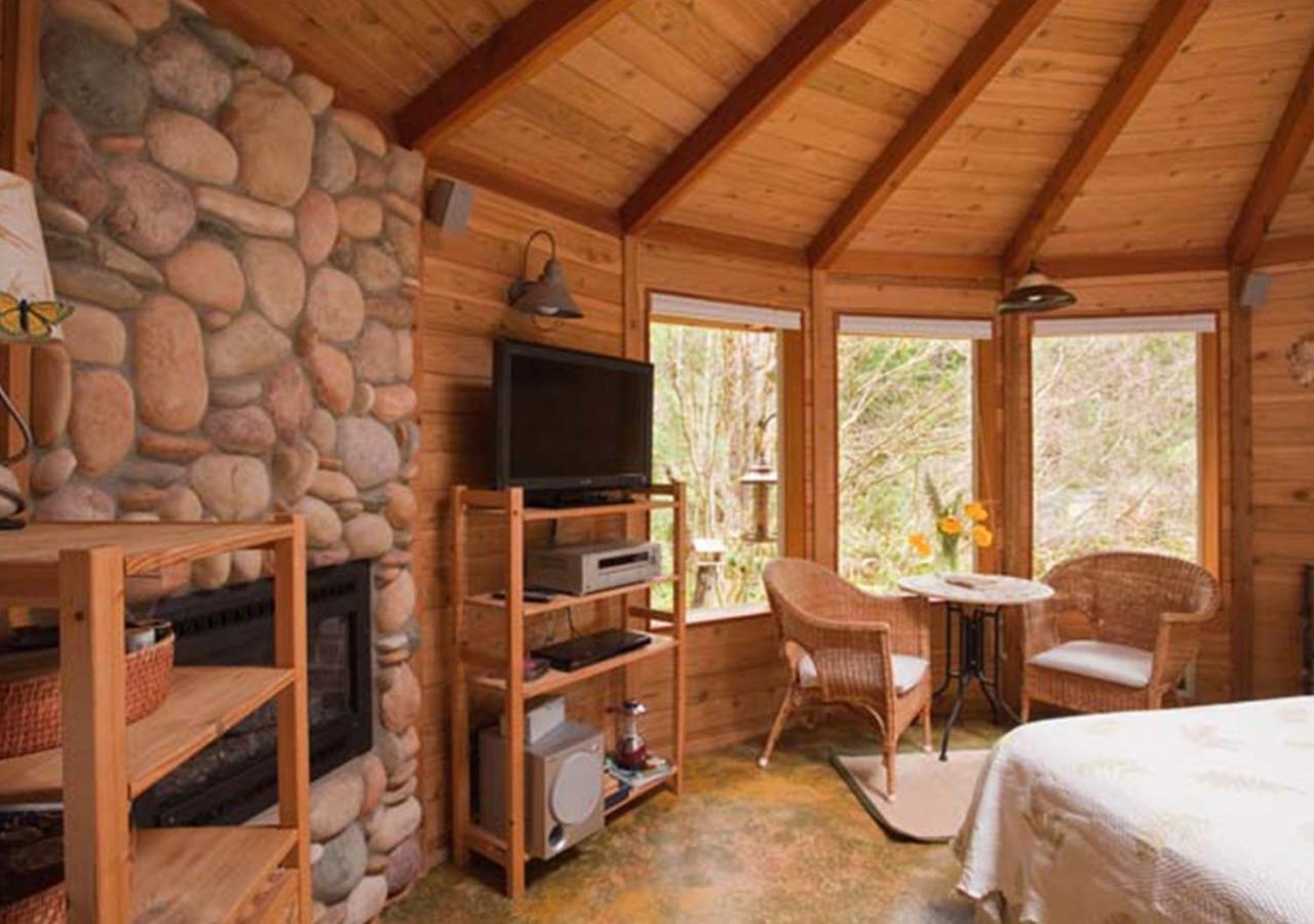 Stormking Hotel 阿什福德 外观 照片